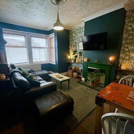 Stylish And Artistic Flat In Southend On Sea Appartement Buitenkant foto